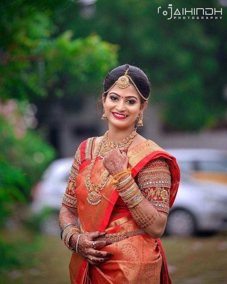 South Indian bride in traditional wedding attire