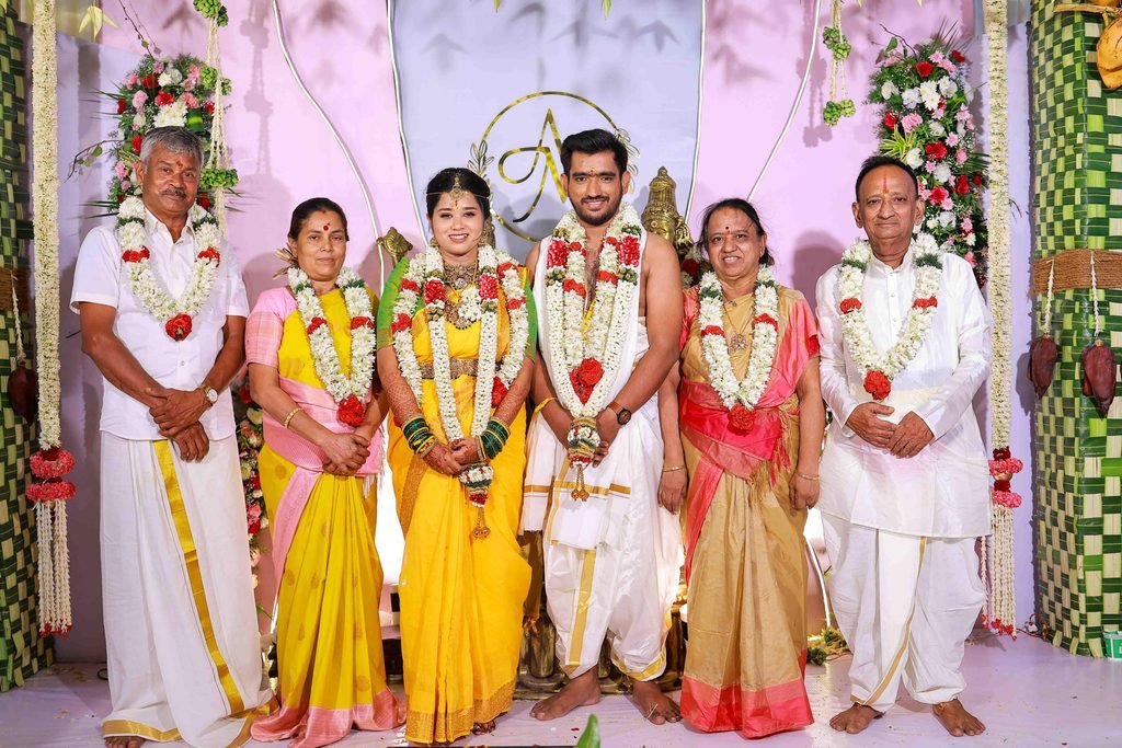 Indian wedding family photography